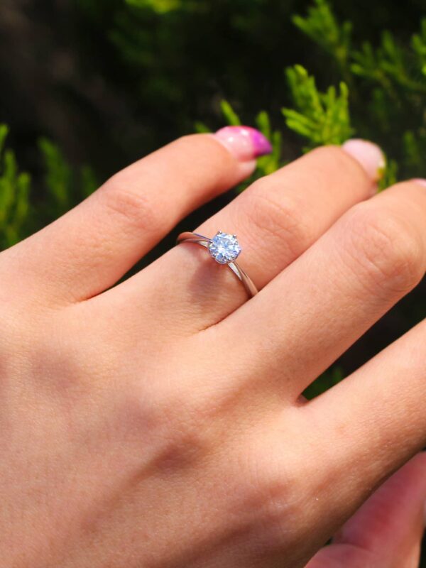 Floral Moissanite Solitaire Engagement Ring