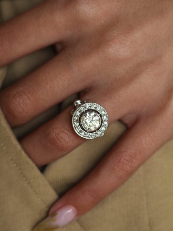 Round Moissanite Halo Ring