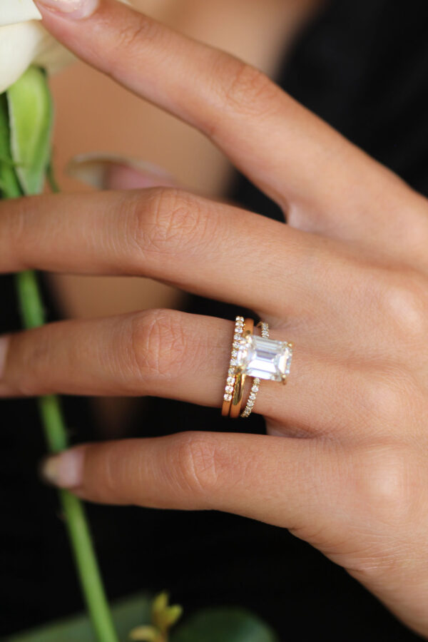 3.5ct Emerald Cut Moissanite Wedding Ring Set - Image 3