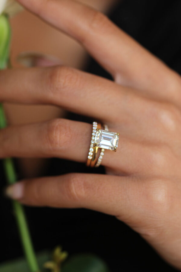 3.5ct Emerald Cut Moissanite Wedding Ring Set - Image 4