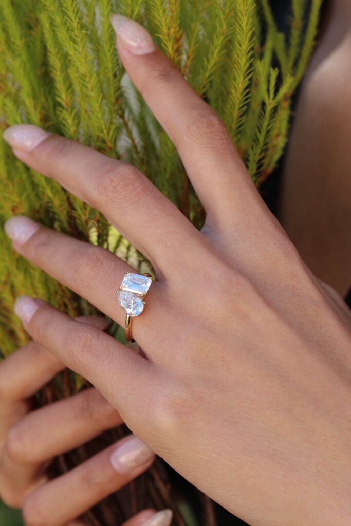 Toi et Moi Emerald And Pear Moissanite Engagement Ring