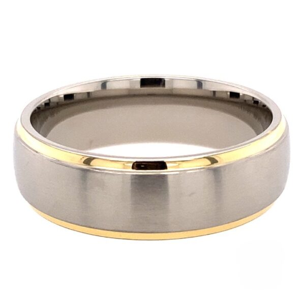 Brushed Bevel Edge Mens Titanium Ring - 7mm - Image 3