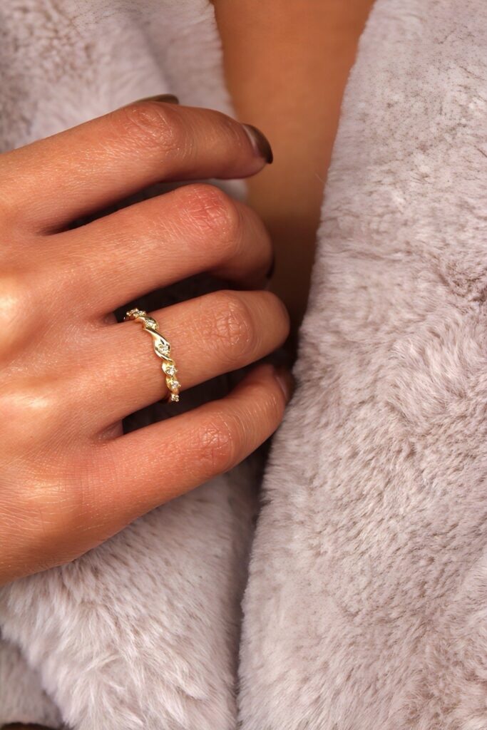 The Braided Accent Moissanite Wedding Ring