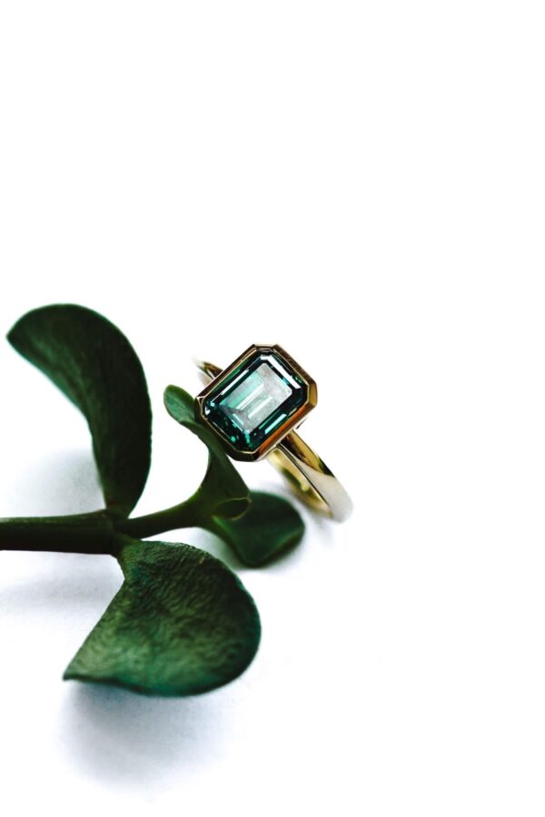 Emerald Moissanite Bezel Engagement Ring South Africa 2