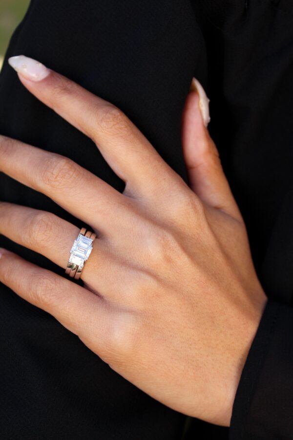 2.5ct Oval Halo Wedding Ring Set - Image 2