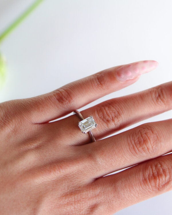 Double Claw Emerald Moissanite Solitaire Engagement Ring