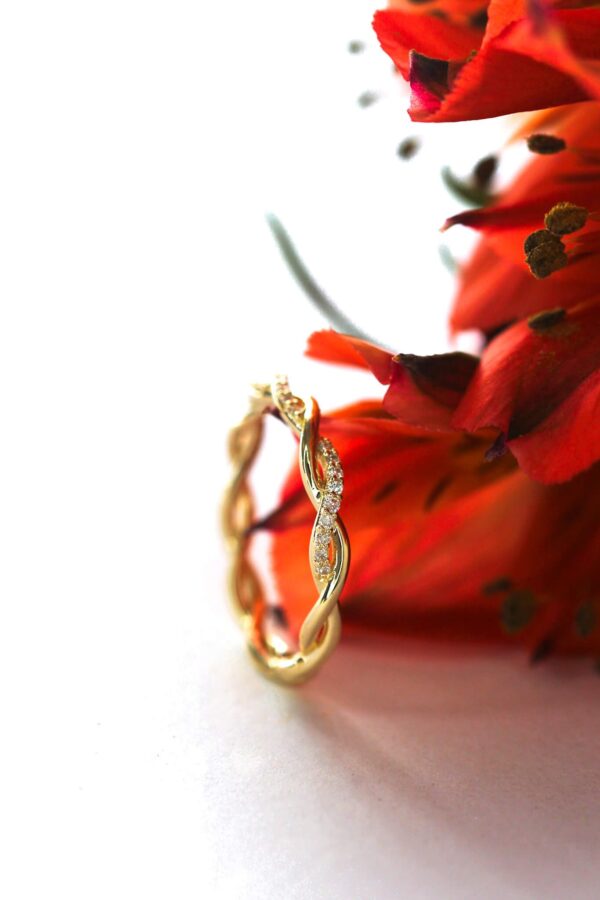 Moissanite Twist Wedding Band - Image 5