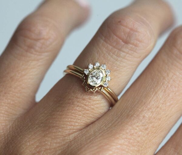 Oval Moissanite Bridal Ring Set
