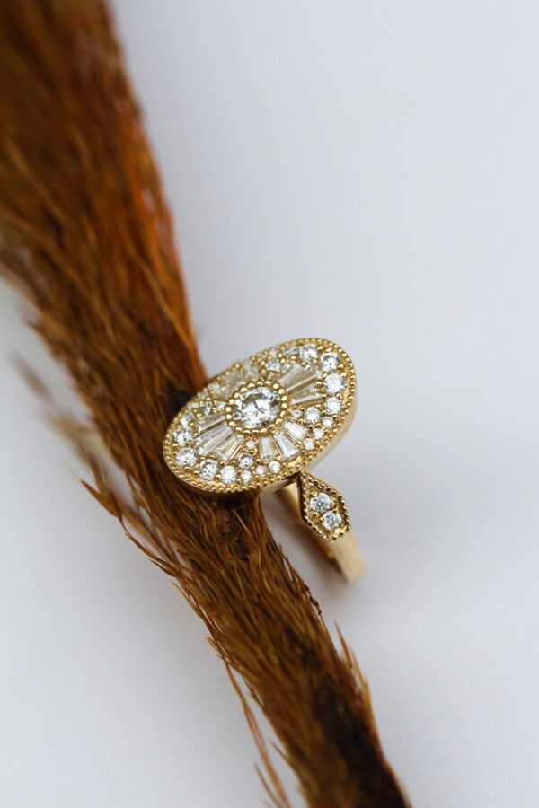 Oval Mosaic Moissanite Pattern Engagement Ring - Image 5