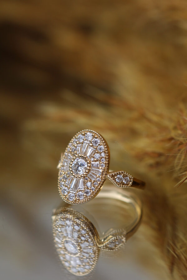 Oval Mosaic Moissanite Pattern Engagement Ring - Image 4