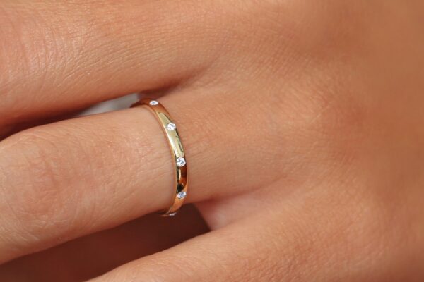 Burnish Set Moissanite Wedding Ring - Image 3