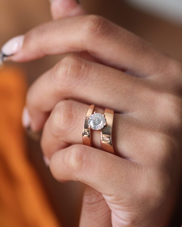 Swirl Moissanite Solitaire Engagement Ring