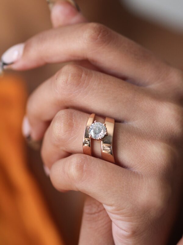 Swirl Moissanite Solitaire Engagement Ring