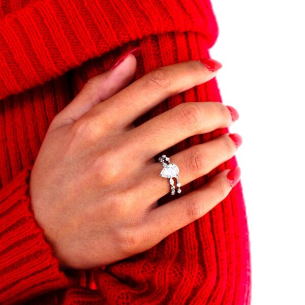 Pear Marquise Moissanite Wedding Ring Set