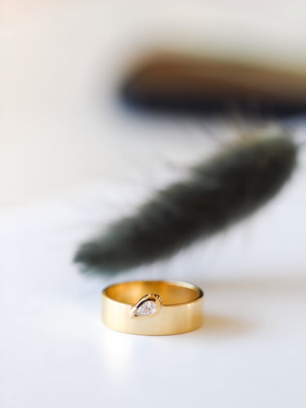 Gold Broad Bar Bezel Pear Ring