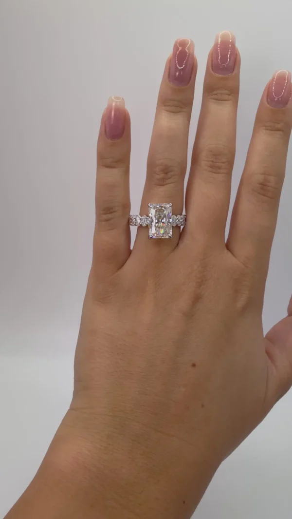 Radiant Cut Oval Pave Band Ring