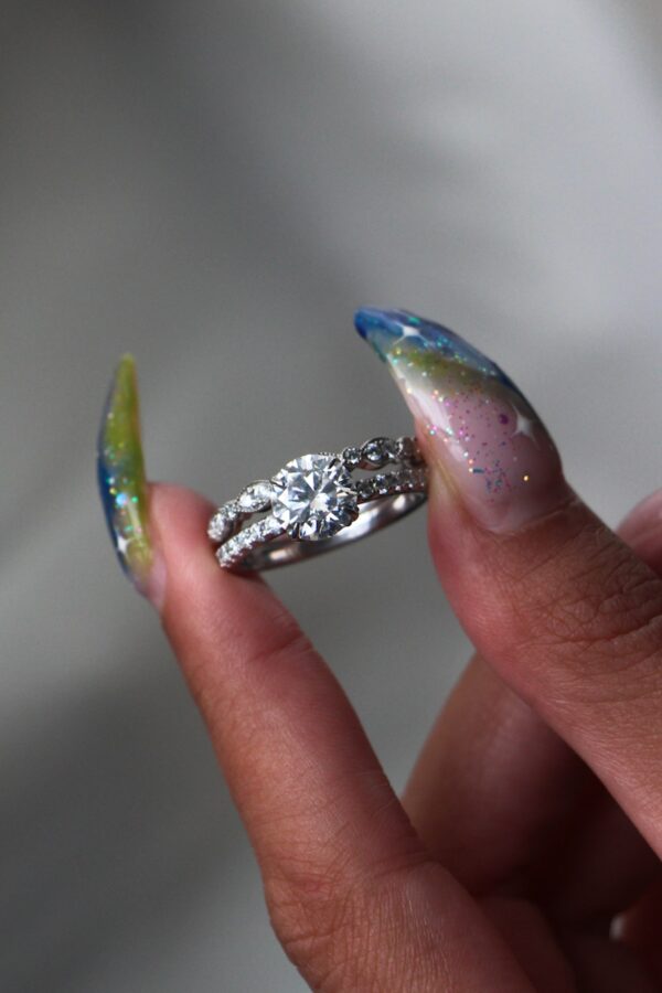 Round Cut Wedding Ring Sets South Africa