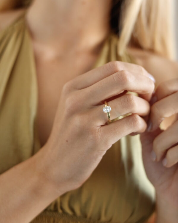 9k Gold Lab Grown Diamond Oval Solitaire Ring 1.04ct South Africa