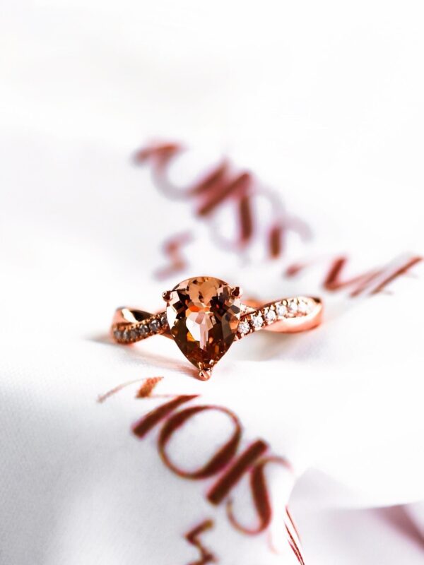 Pear Morganite Twist Band Ring