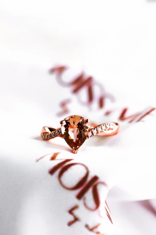 Pear Morganite Twist Band Ring