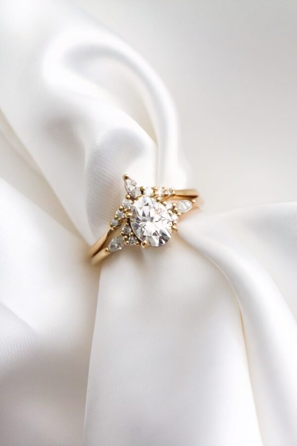 Oval Cluster Moissaite Wedding Ring Sets