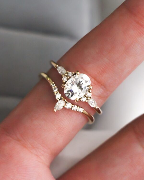 Oval Cluster Moissanite Wedding Ring Set