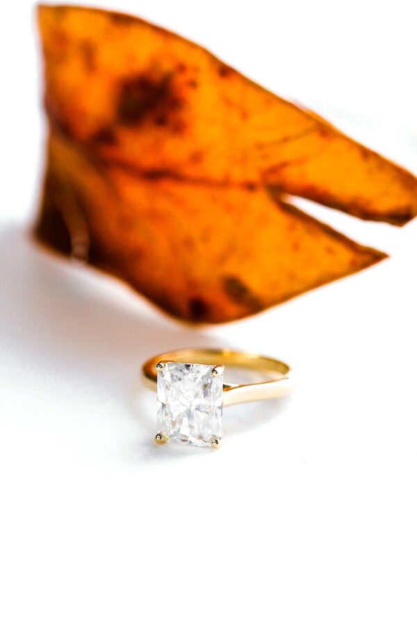 Emerald Lab Diamond Engagement Rings