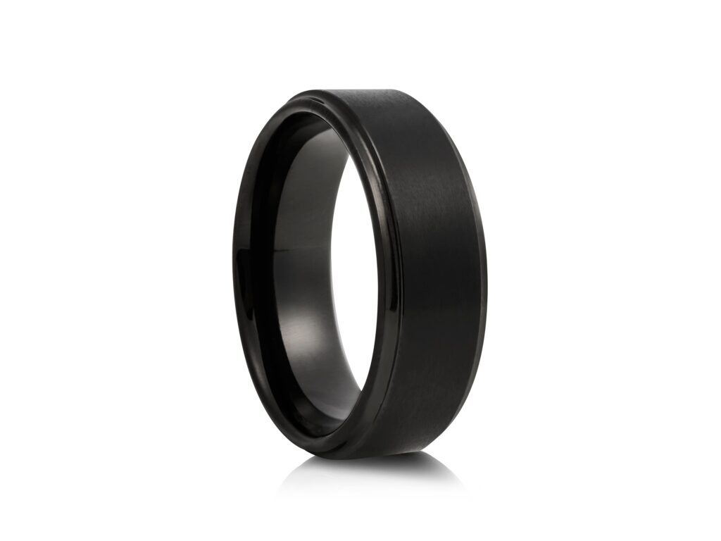 Black Tungsten Ring with Carbon Fibre Inlay TUR-500BP